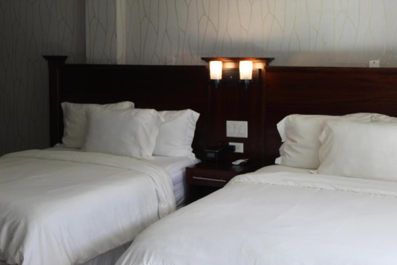 Barefoot Caye Caulker Hotel Экстерьер фото