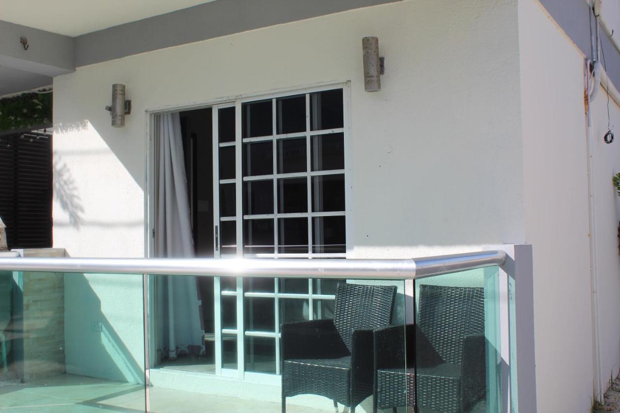 Barefoot Caye Caulker Hotel Экстерьер фото